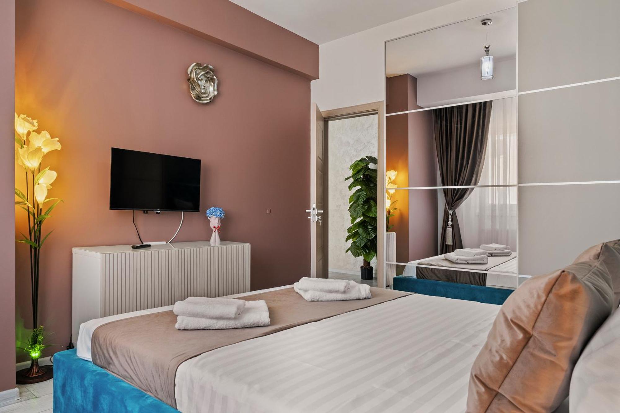 Comfort Azure Bucharest Exterior photo